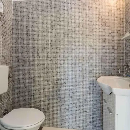 Apartment In - Istrien 40228 Porec